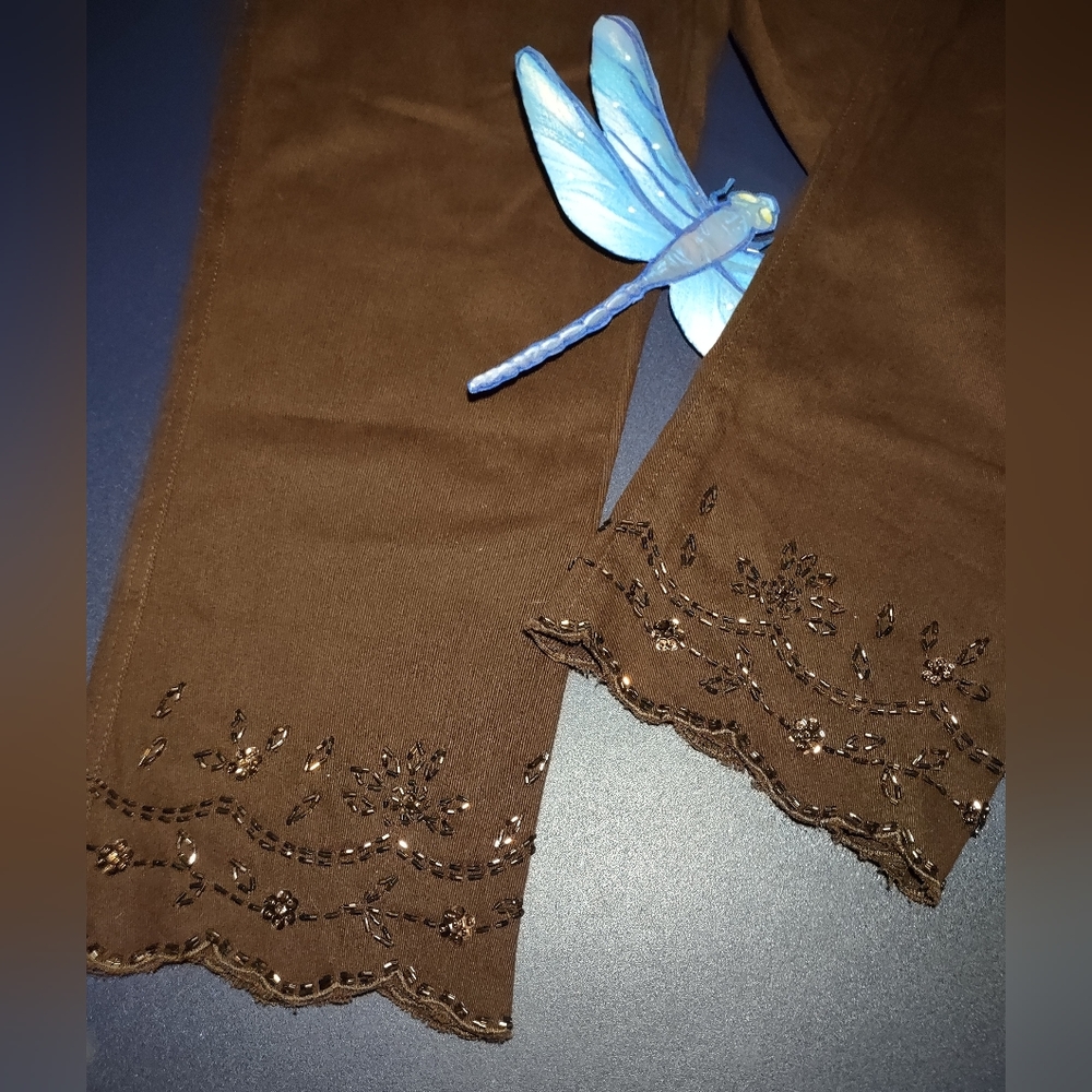Quacker Factory Beaded & Scalloped Ankle Pants